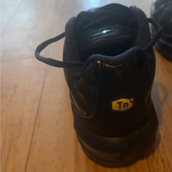 Comme neuf aucun défaut et ses une vrais - Picture 3 of 7